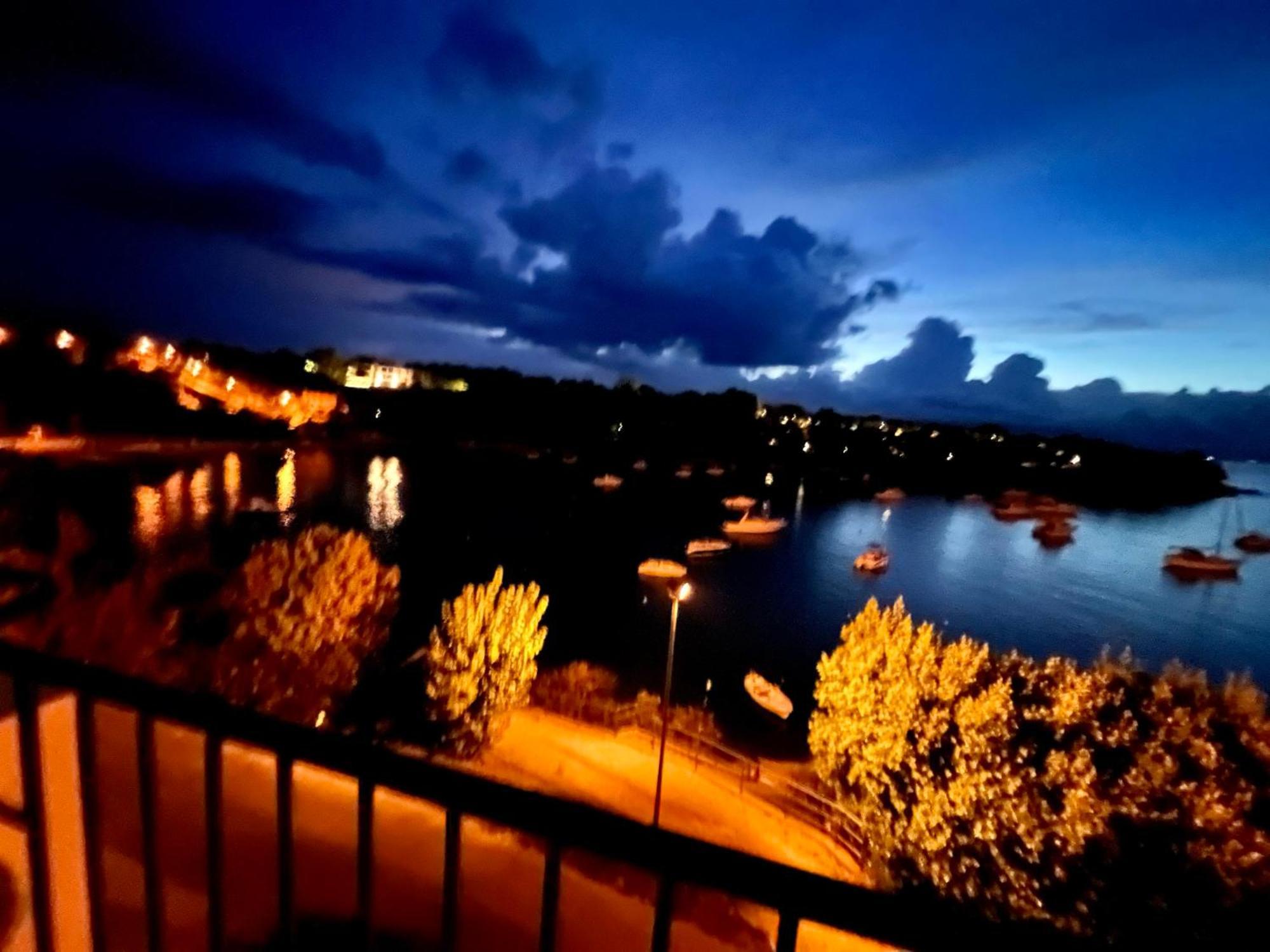 Villamar Beachfront Apartments With Free Private Parking ラバック エクステリア 写真